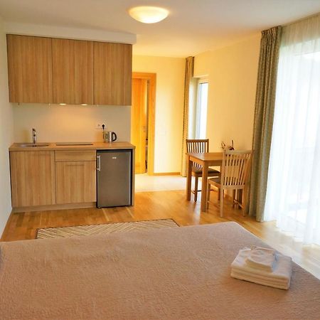 Smelio Vila Apartments パランガ エクステリア 写真