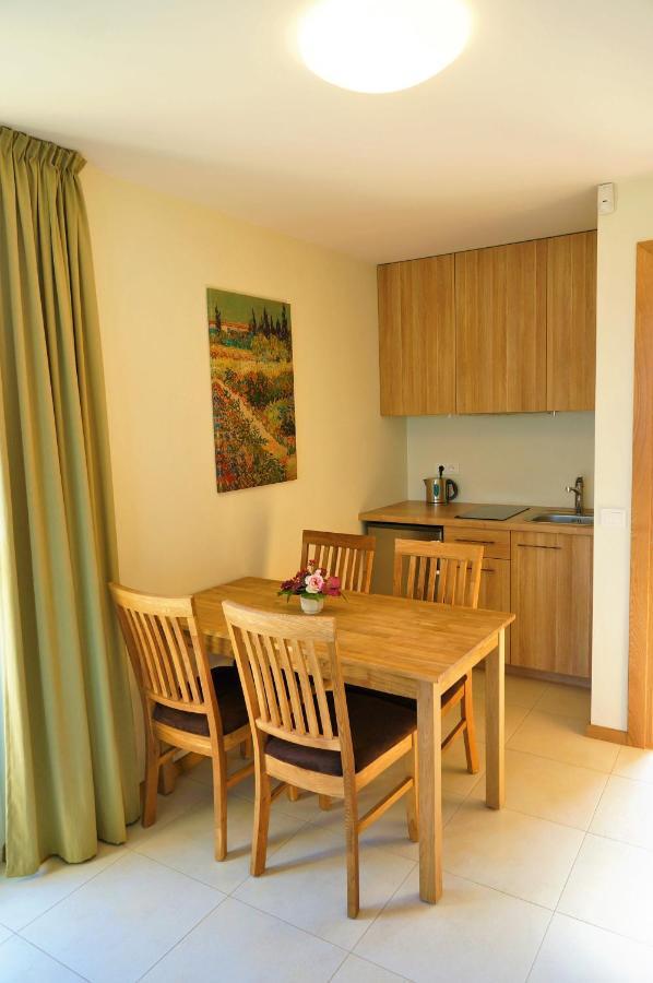 Smelio Vila Apartments パランガ エクステリア 写真