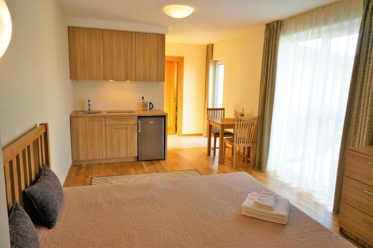 Smelio Vila Apartments パランガ エクステリア 写真
