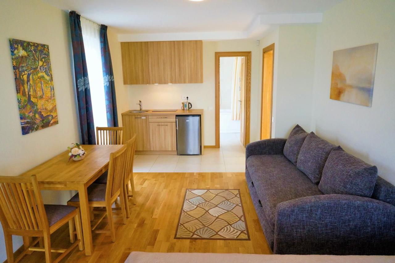 Smelio Vila Apartments パランガ エクステリア 写真