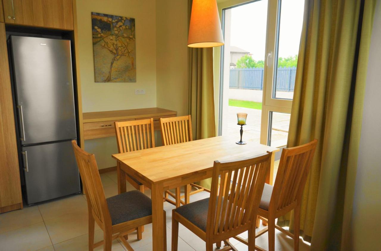 Smelio Vila Apartments パランガ エクステリア 写真