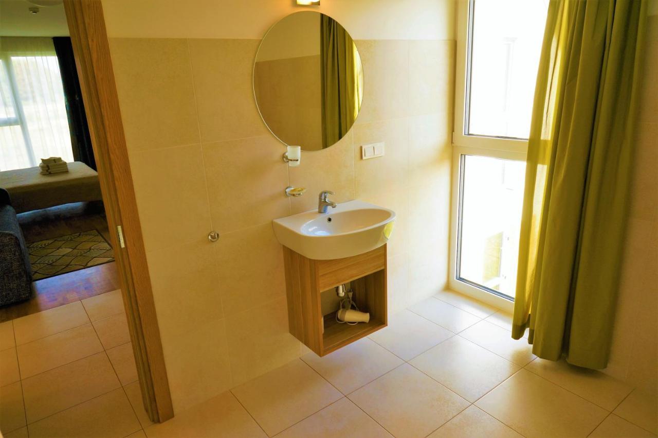 Smelio Vila Apartments パランガ エクステリア 写真